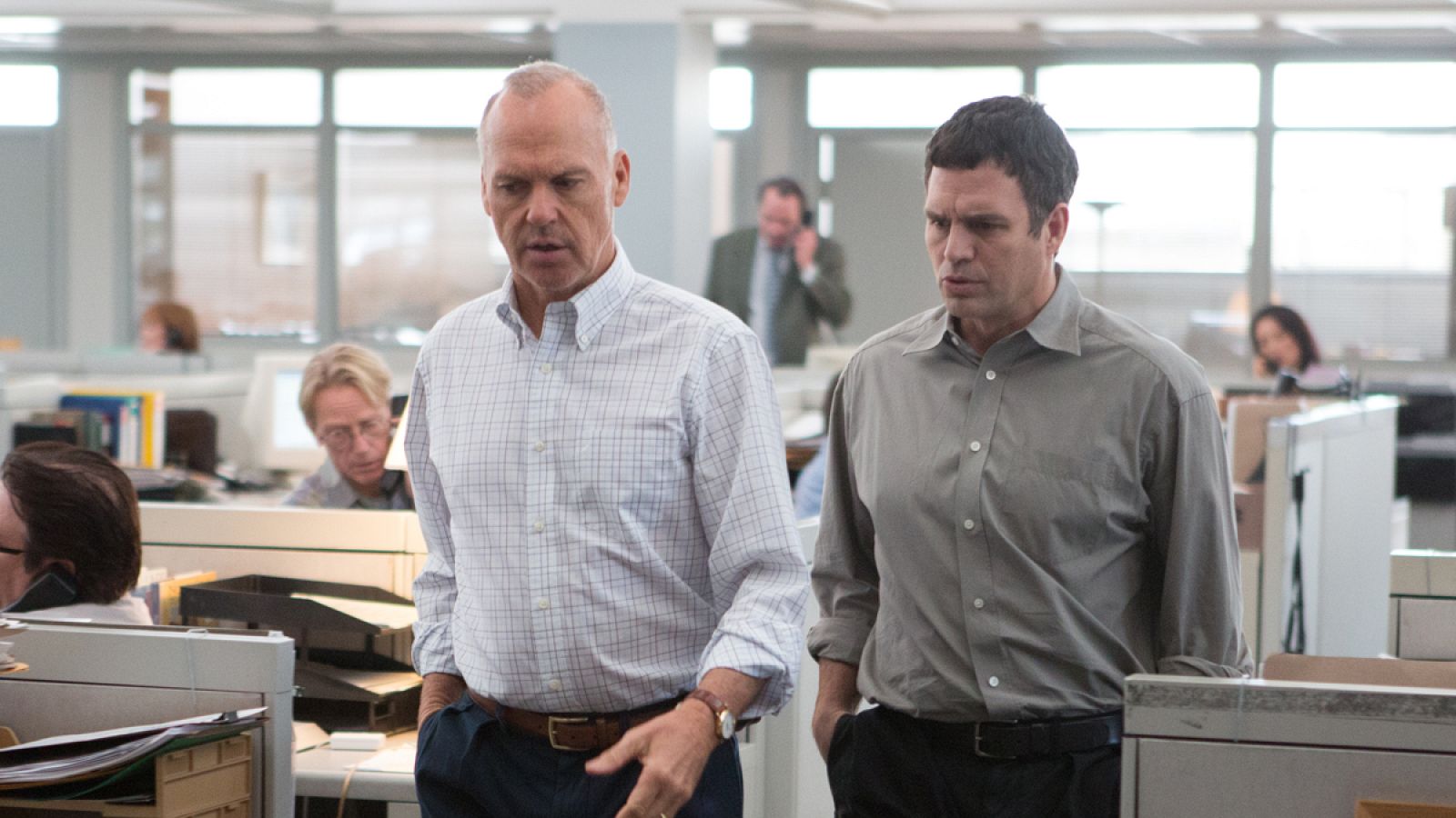 Michael Keaton y Mark Ruffalo en 'Spotlight'
