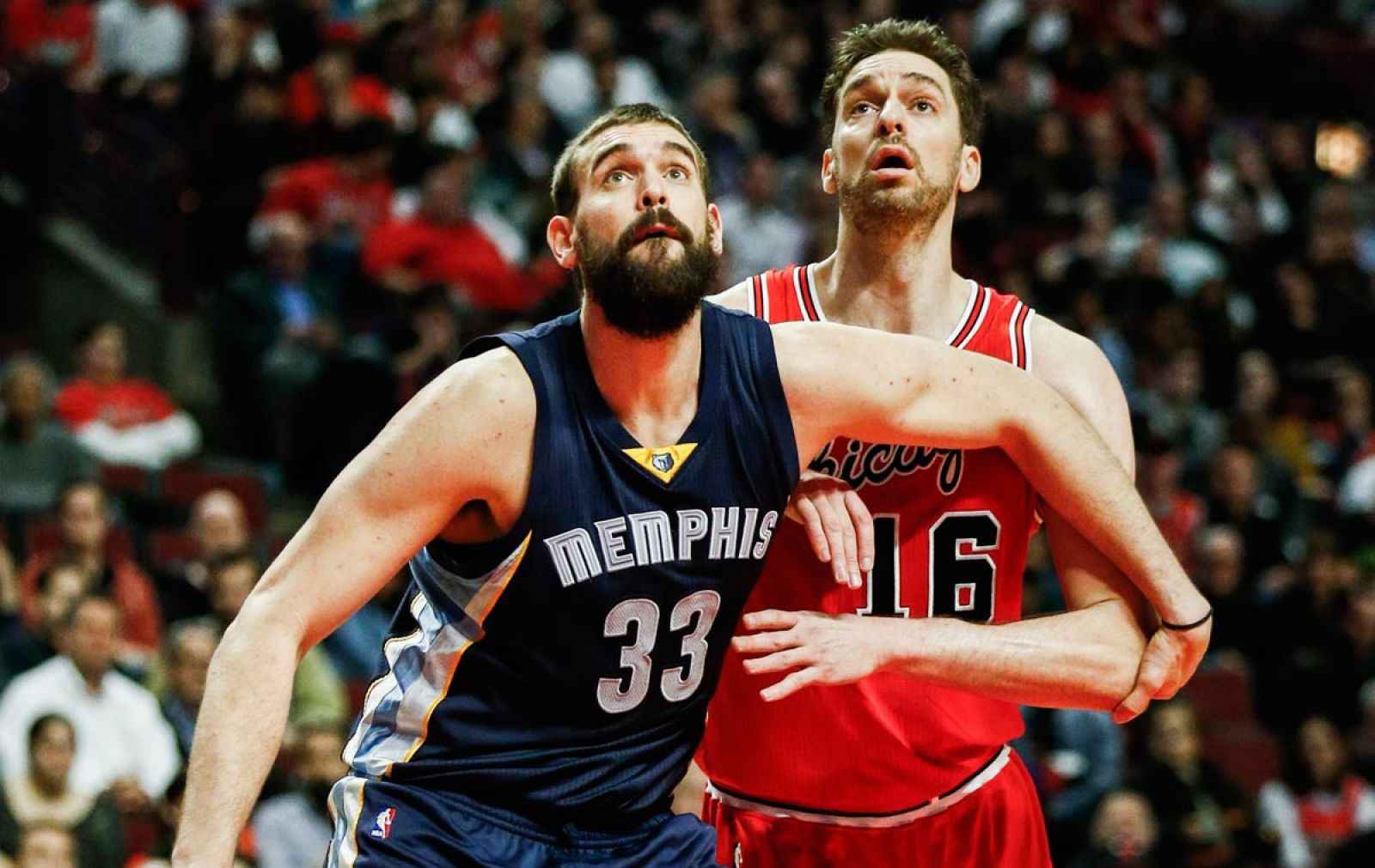 El duelo de los hermanos Gasol se decantó del lado de Pau.