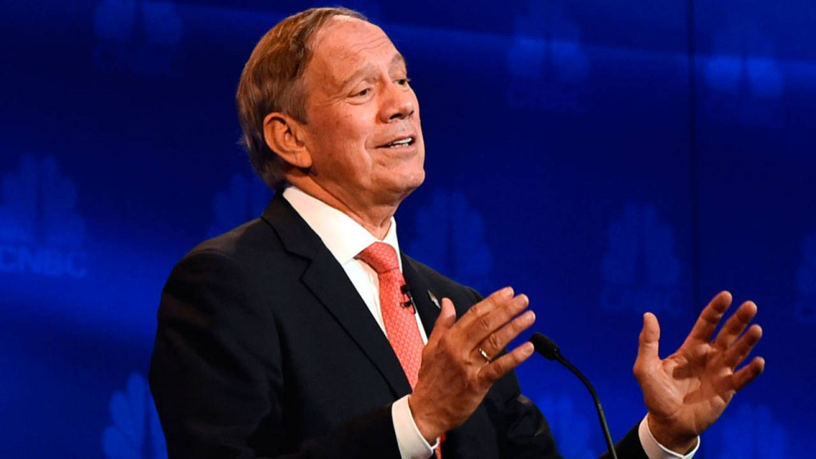 El exgobernador de Nueva York George Pataki