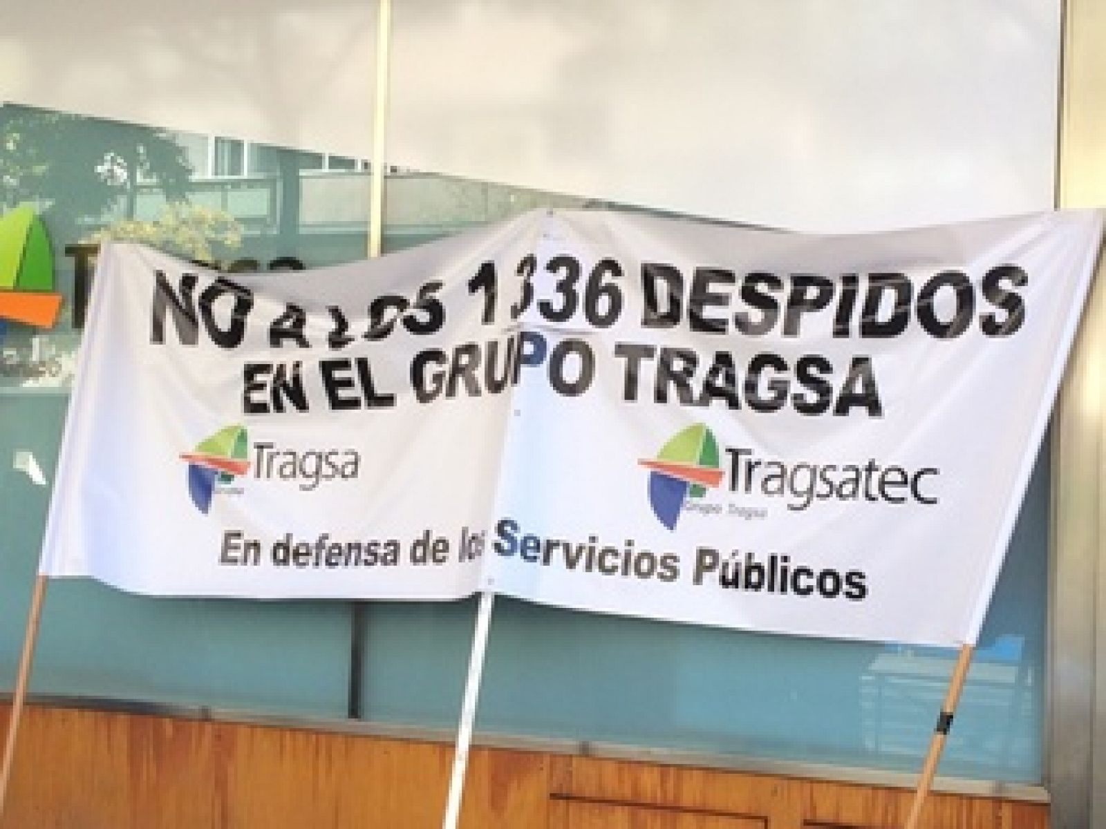 Cartel contra el ERE en el grupo Tragsa