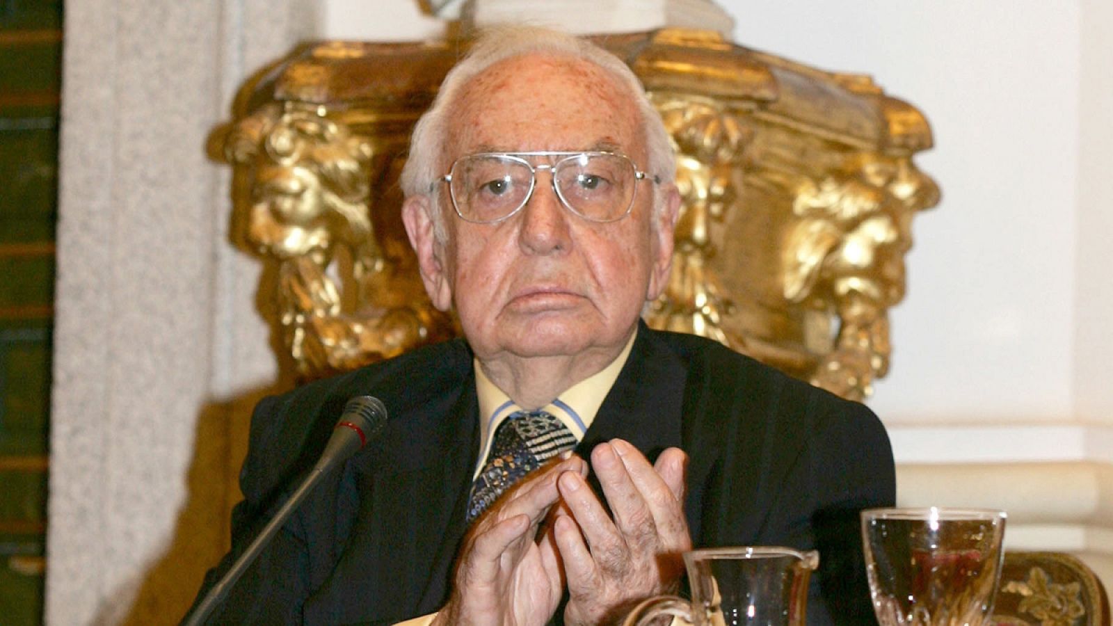 Fotografía de 2009 del pintor y académico madrileño Álvaro Delgado.