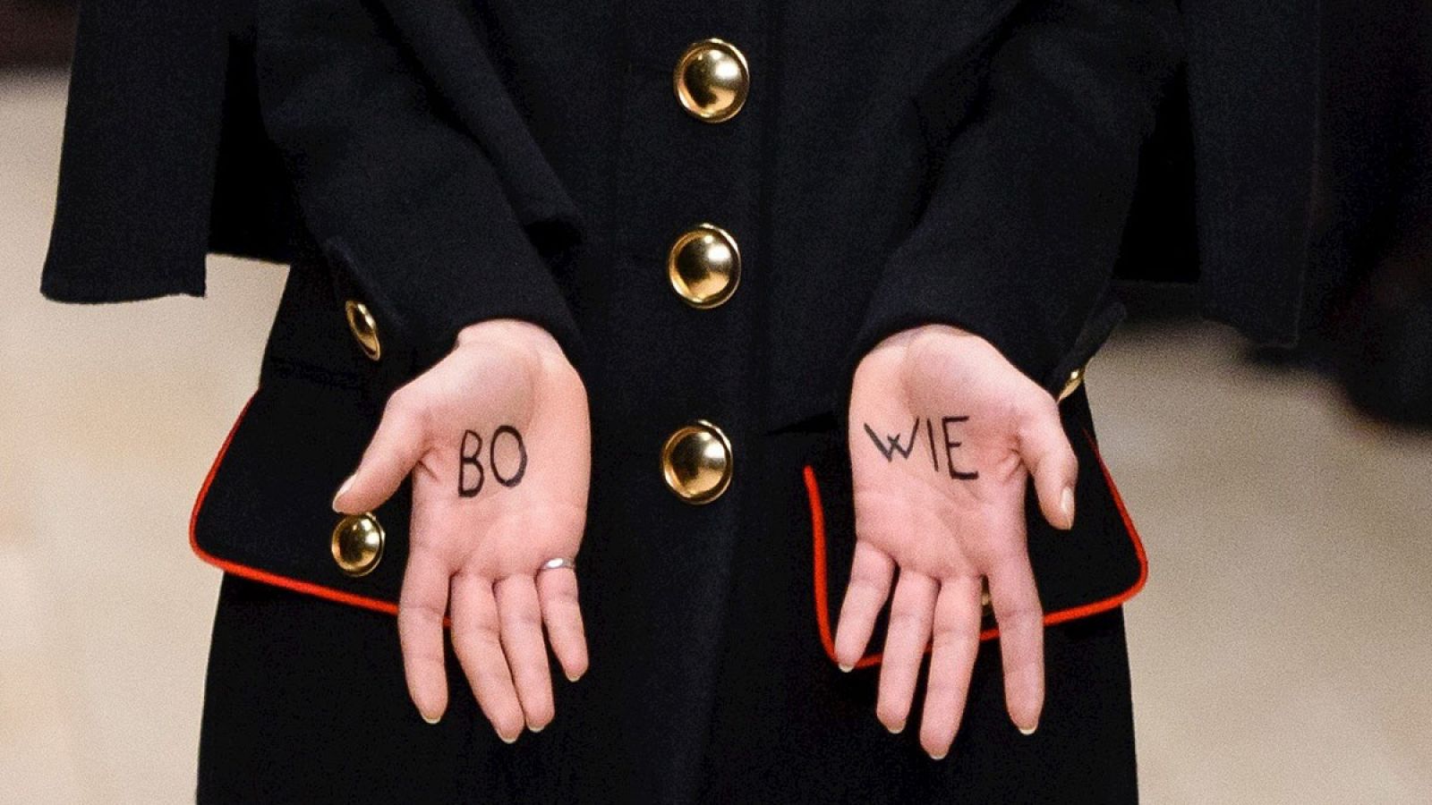 La moda de Londres se despide de David Bowie