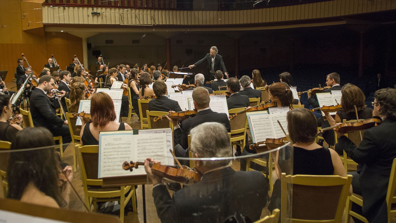 orquestaycorortve b8