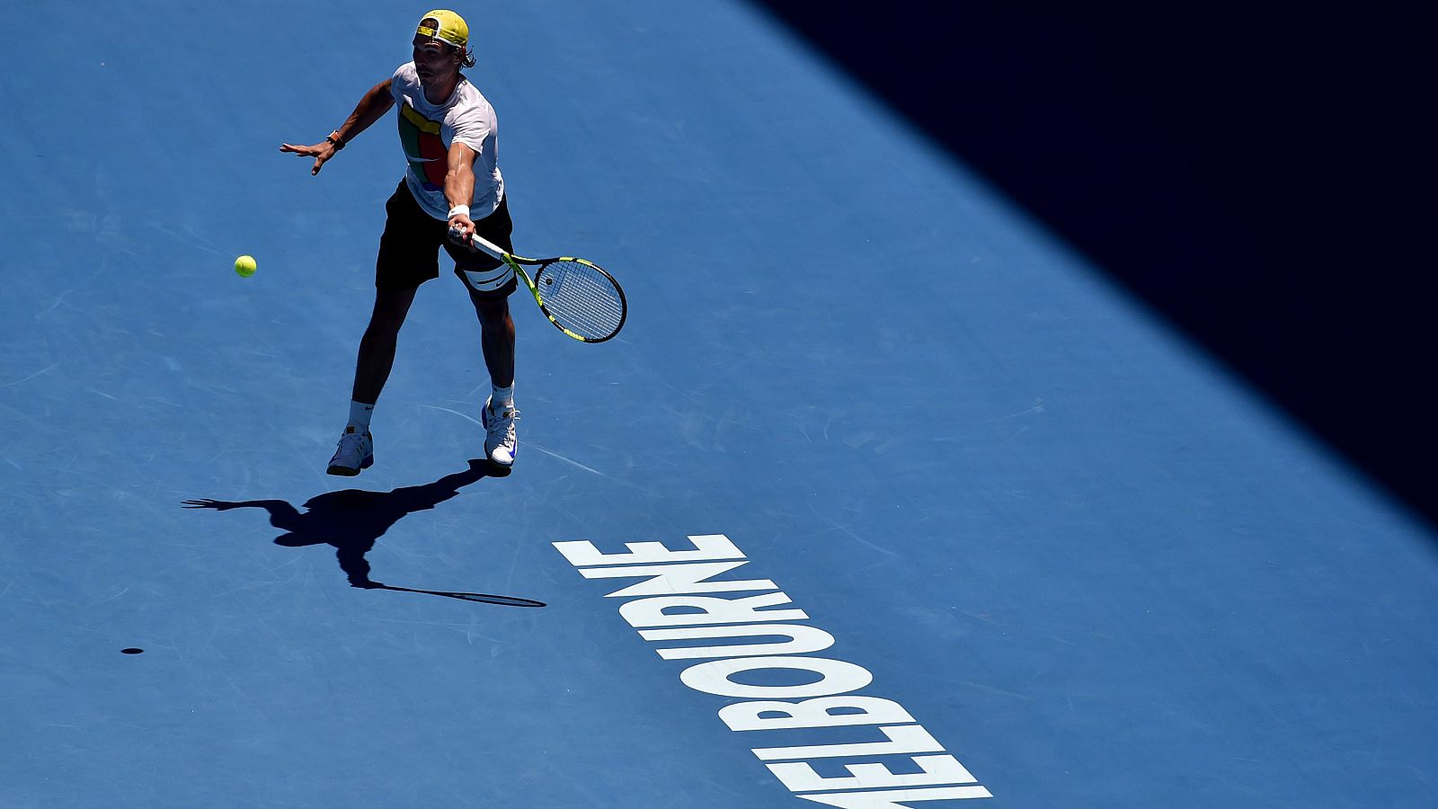 Nadal se prepara para el Open de Australia