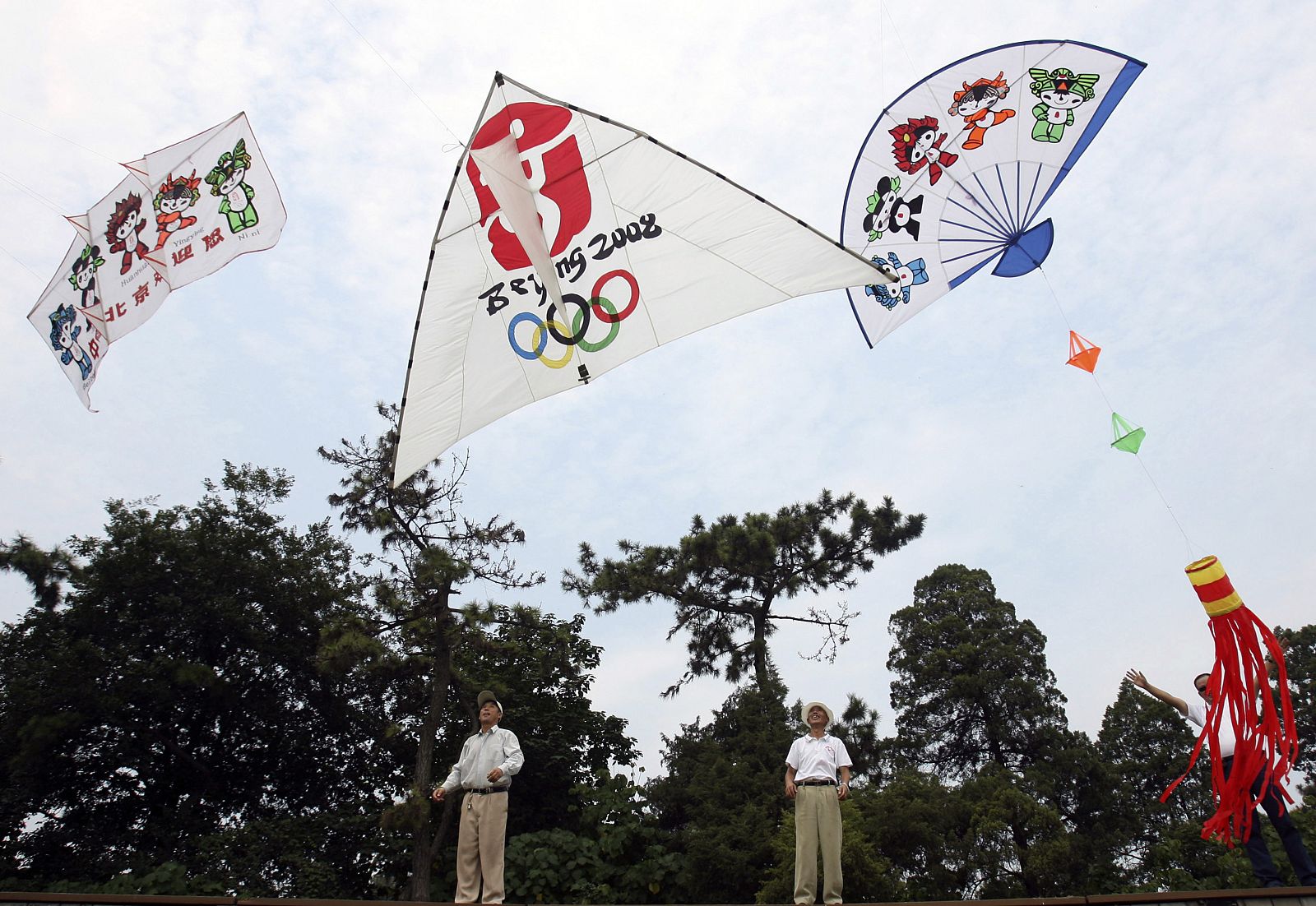Cometas y palomas mensajeras van a desaparecer de los cielos de más de 40 vecindarios de la capital china