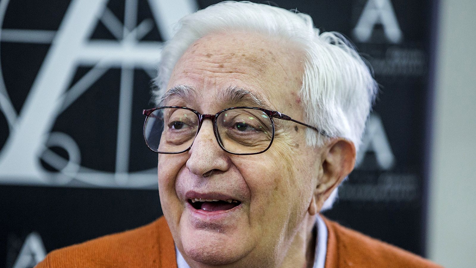 El director y guionista Mariano Ozores durante la rueda de prensa.