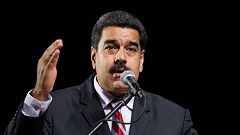 Maduro tacha la actitud de Rajoy de "intervencionista, racista y colonialista"