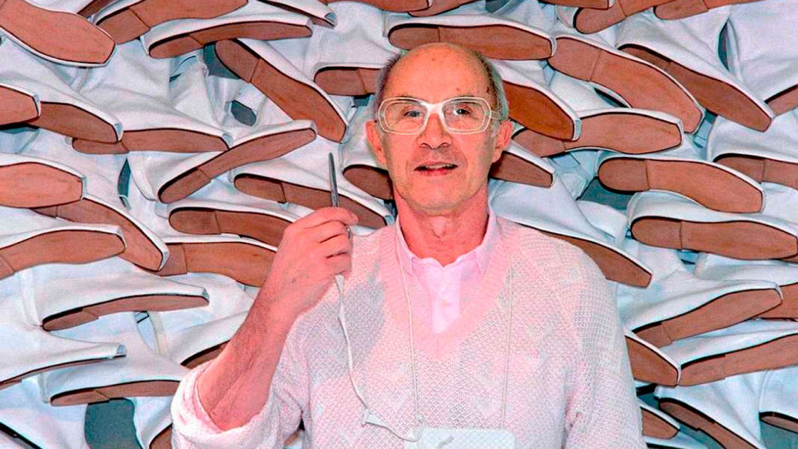 El diseñador de moda francés André Courrèges