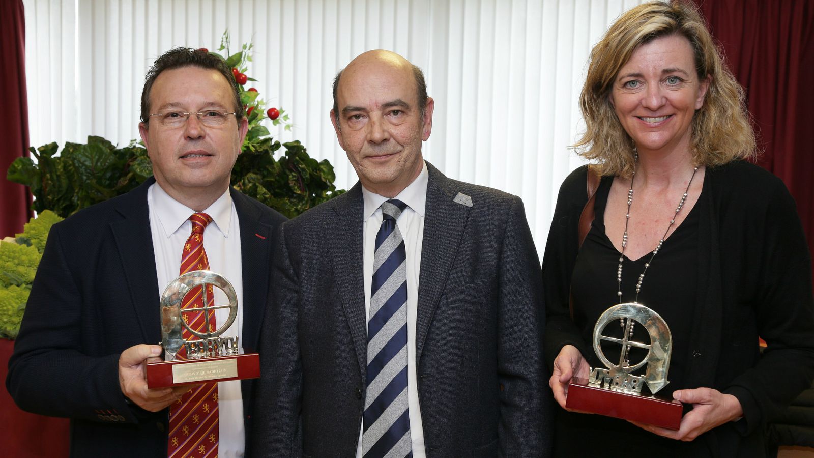 Luis Manuel Fernández, Alfonso Nasarre y Mariví Altemir, en la entrega de los Premios ¡Bravo! 2015