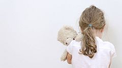 La mitad de los hijos de víctimas de violencia machista en 2015 había sufrido maltrato
