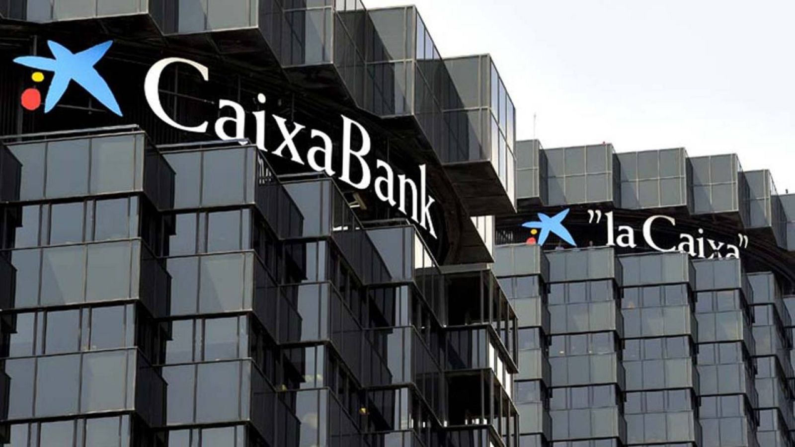 Sede central de Caixabank en la Avenida Diagonal de Barcelona
