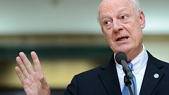 La oposición siria exige el fin de las matanzas para hablar de paz pero Asad rechaza aceptar "precondiciones"