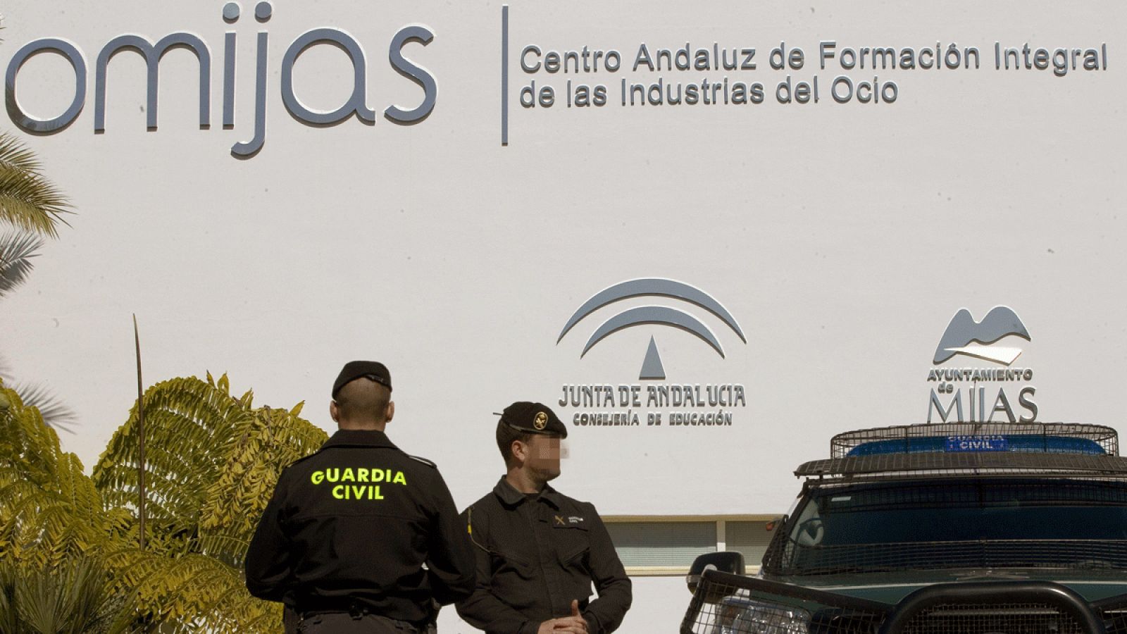 Guardias civiles controlan el acceso al Centro Andaluz de Formación Integral de las Industrias del Ocio