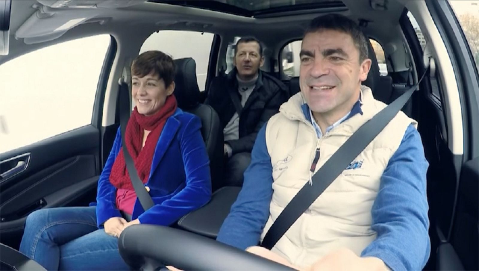 Manolo Sanchis con Marta Solano y Carlos G. Hirschfeld en 'Seguridad vital'