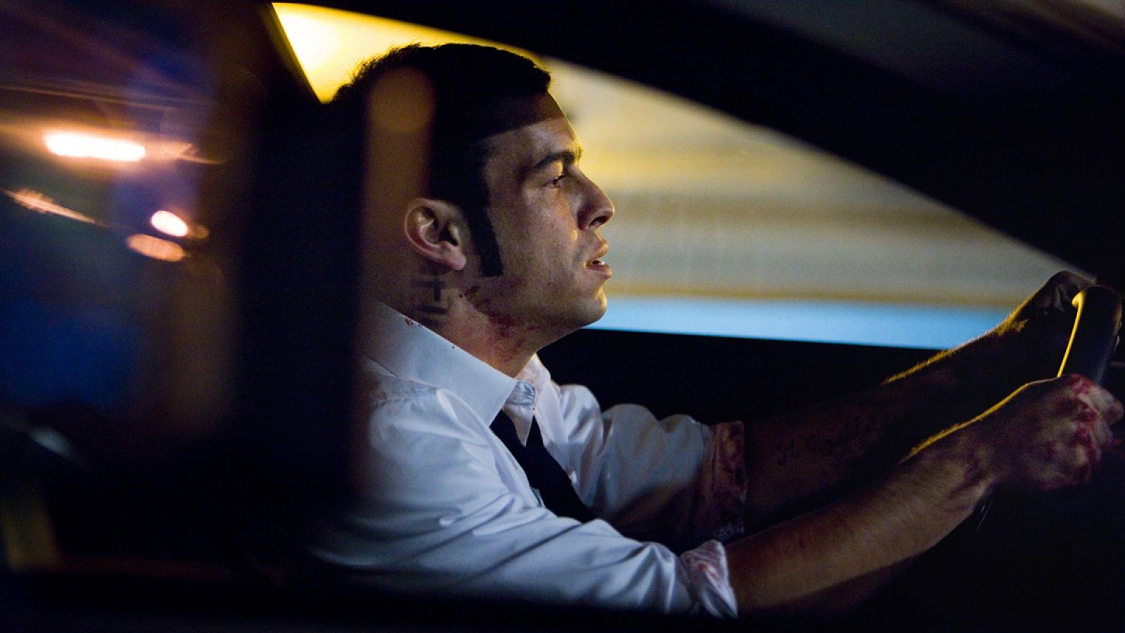 Mario Casas en una escena de 'Toro', que inaugurará el Festival de Málaga.