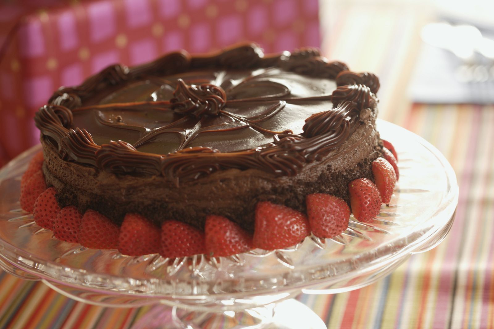 Tarta de chocolate con fresas