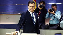 Sánchez dice que Iglesias negocia "a través de ruedas de prensa" y le insiste en su 'no' al referéndum en Cataluña