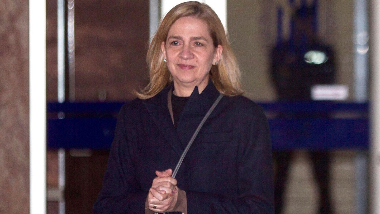 La infanta Cristina, a su salida de una de las sesiones del juicio por el caso Nóos