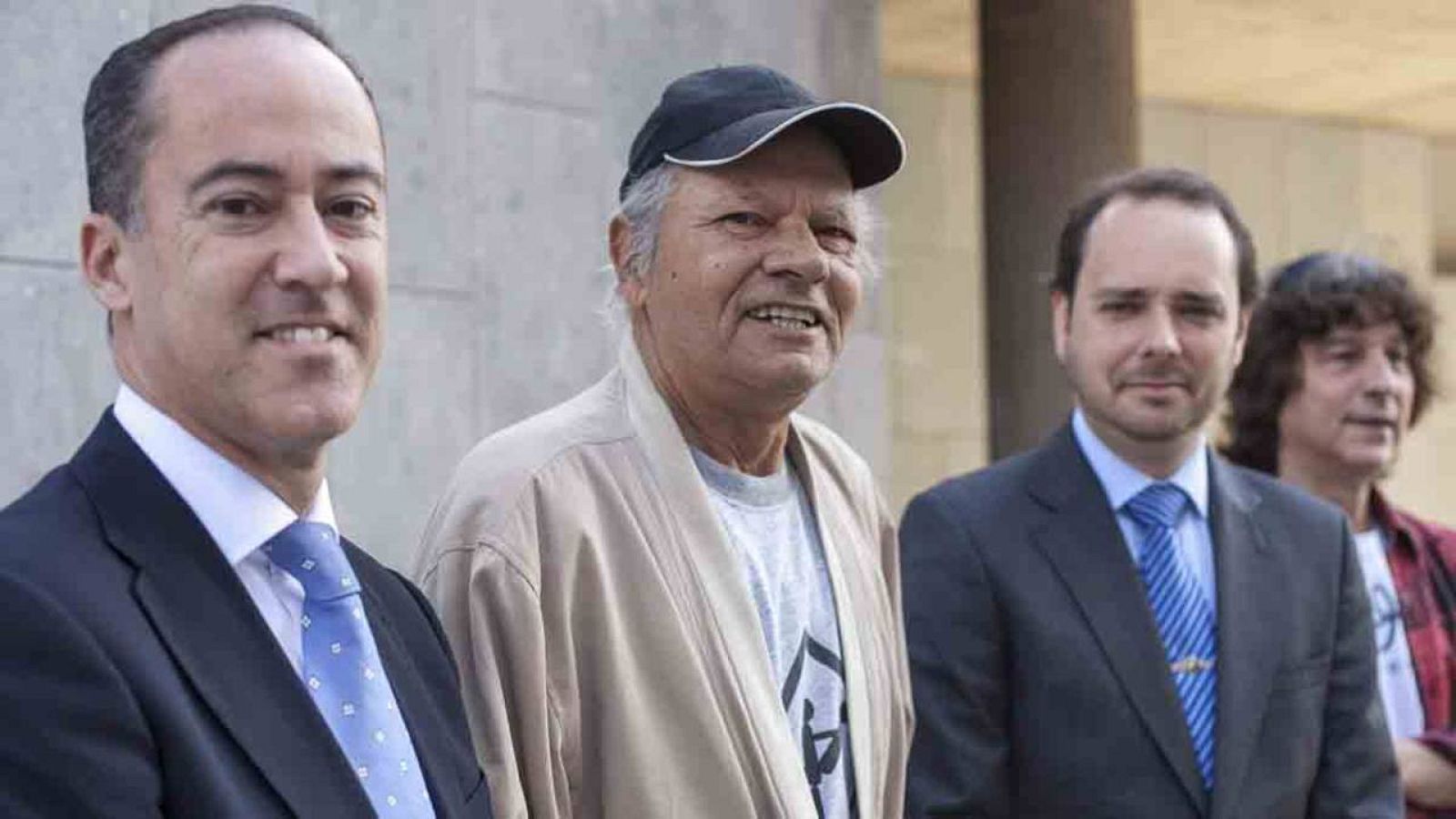 Gelu Barbu, en el centro, en una imagen de de 2012 en Gran Canaria.