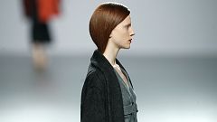 Los diseñadores recurren al pasado para vestir el futuro