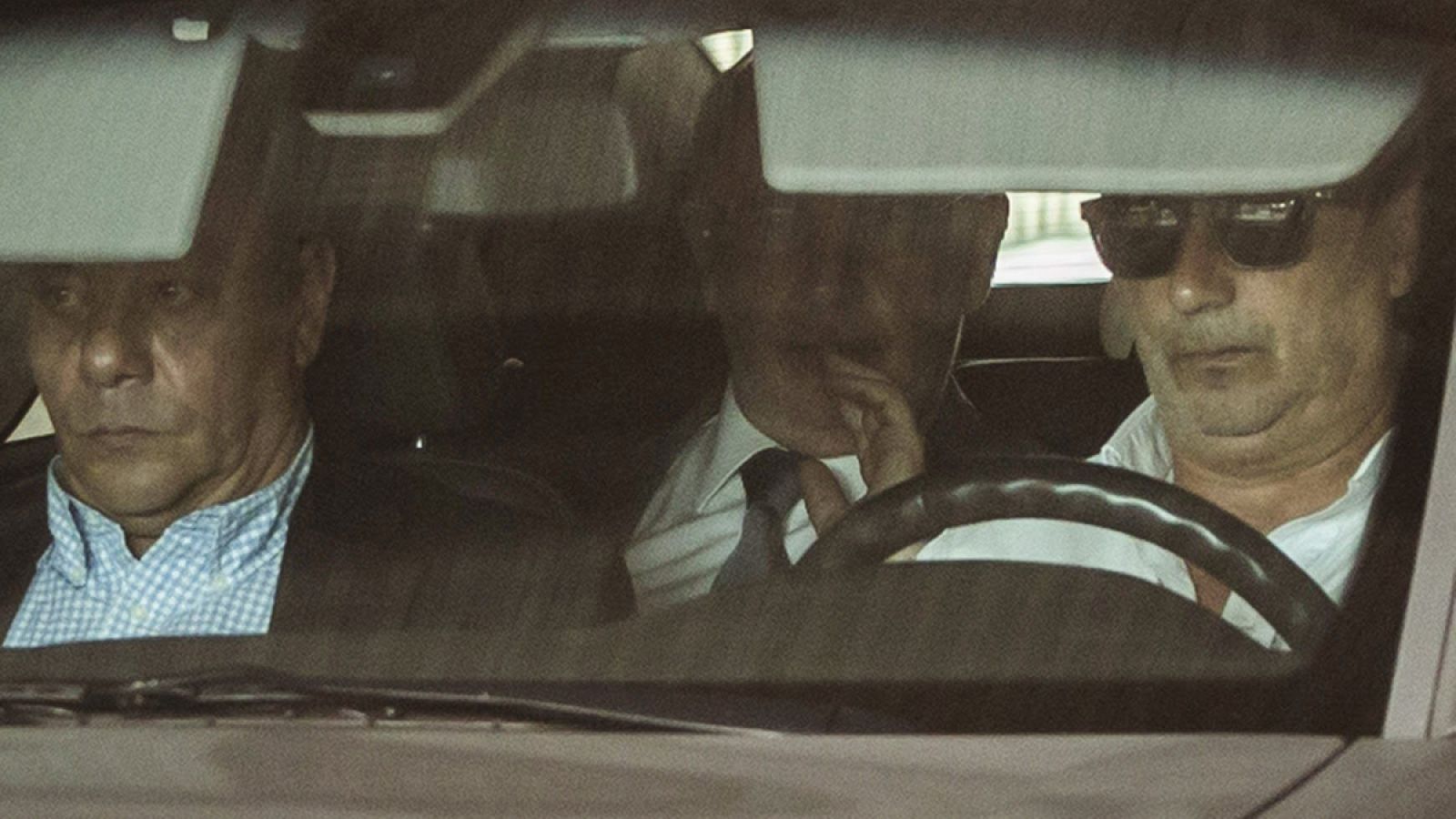 El exvicepresidente económico, Rodrigo Rato, sale de los Juzgados de Plaza de Castilla