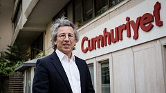 La justicia turca acusa al Gobierno de "violar" los derechos de dos periodistas opositores arrestados