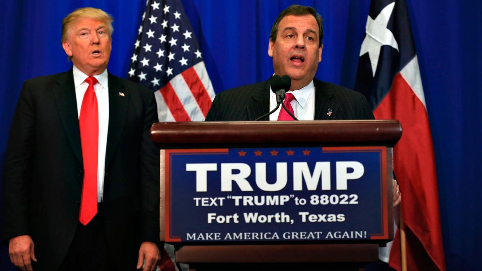 Chris Christie junto a Donald Trump en Texas, en la rueda de prensa en la que ha respaldado la candidatura del empresario