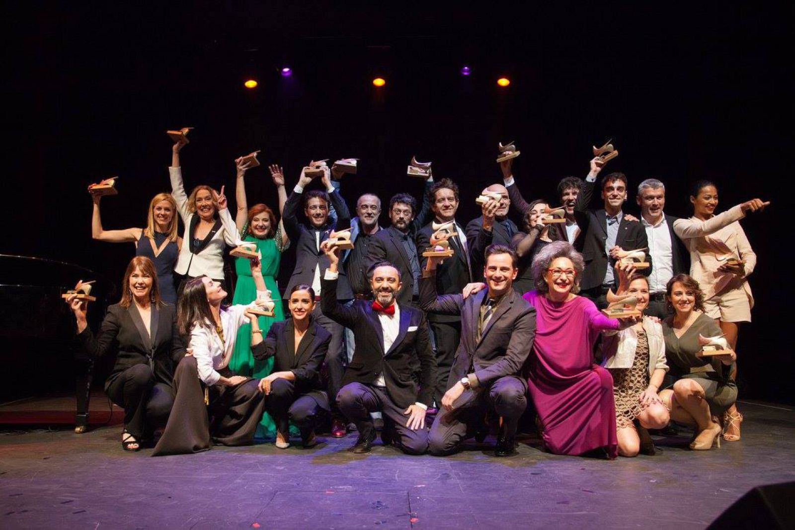Foto de familia, tras la entrega de los premios