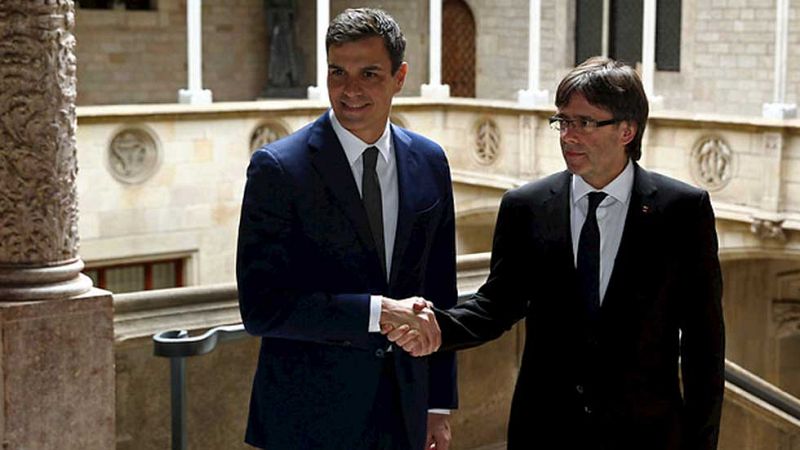 Pedro Sánchez rechaza un referéndum en Cataluña y propone a Puigdemont una "nueva hoja de ruta" 