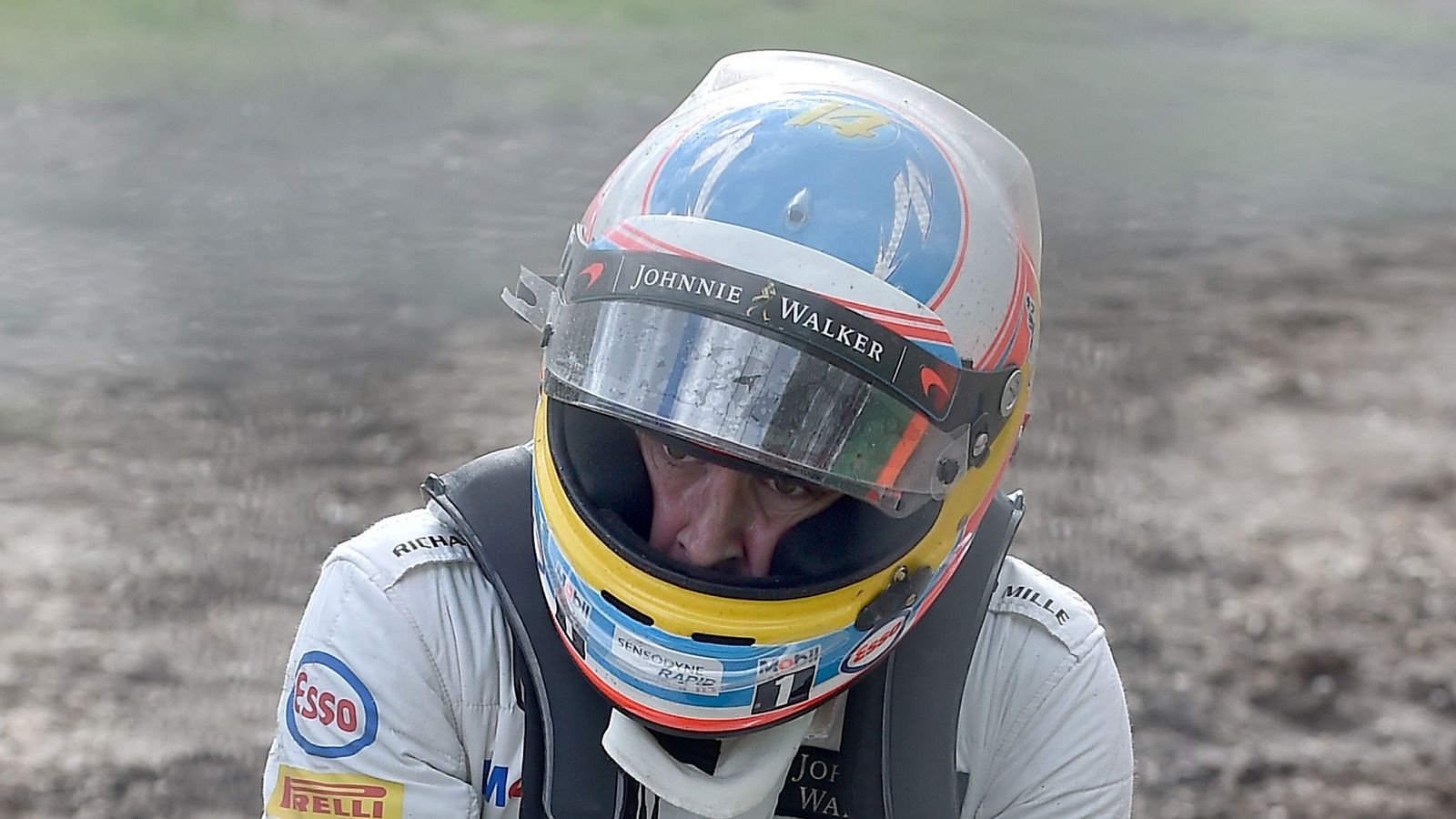 Fernando Alonso está contento de correr en Baréin