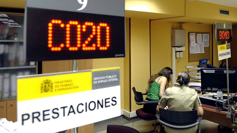 El gasto en prestaciones por desempleo cayó un 10% en febrero y la tasa de cobertura bajó al 54,76%