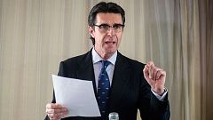 Soria fue secretario de una sociedad en Reino Unido con el mismo nombre que la de Bahamas entre 1991 y 1997