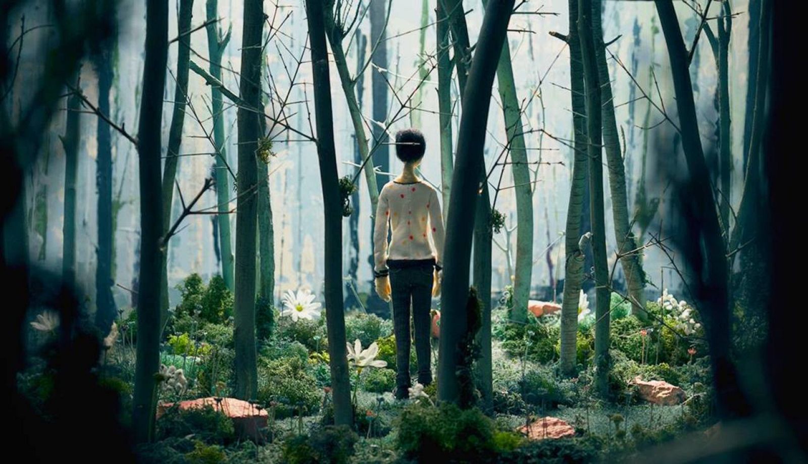 Fotograma del videoclip de Elíal "Dentro"