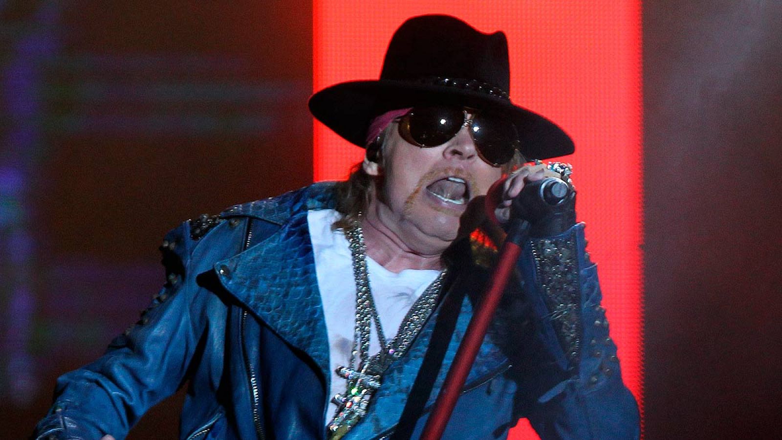 Axl Rose sustituirá a Brian Johnson al frente de AC/DC
