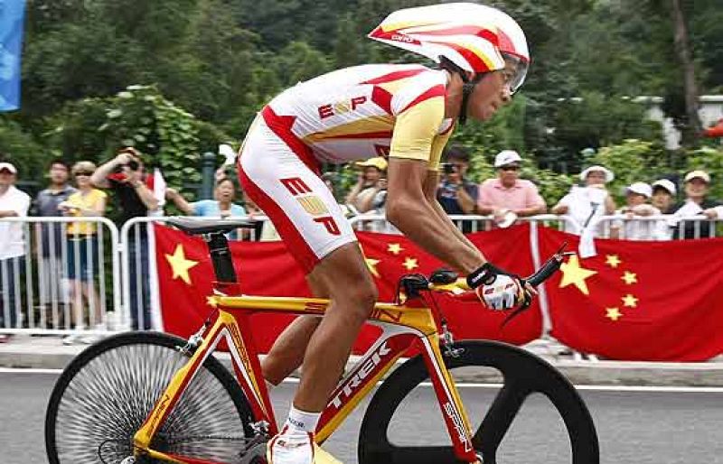 Alberto Contador y Samuel Sánchez se quedan sin medalla en la prueba contrarreloj