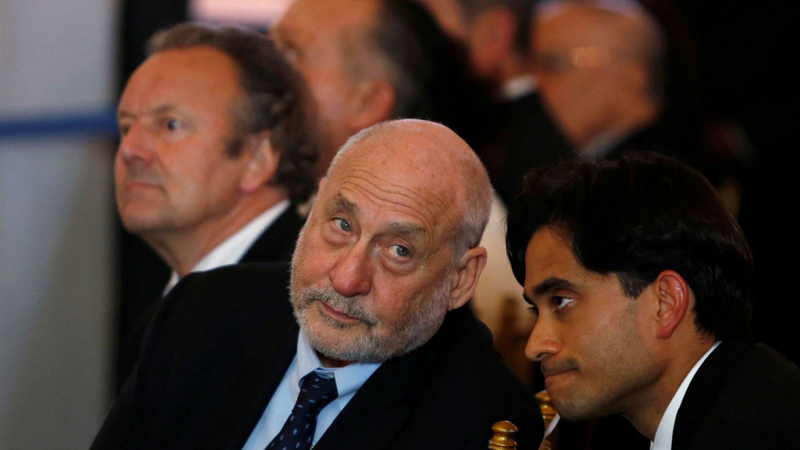 Panamá da paso para blindar su sistema financiero tras escándalo de papeles