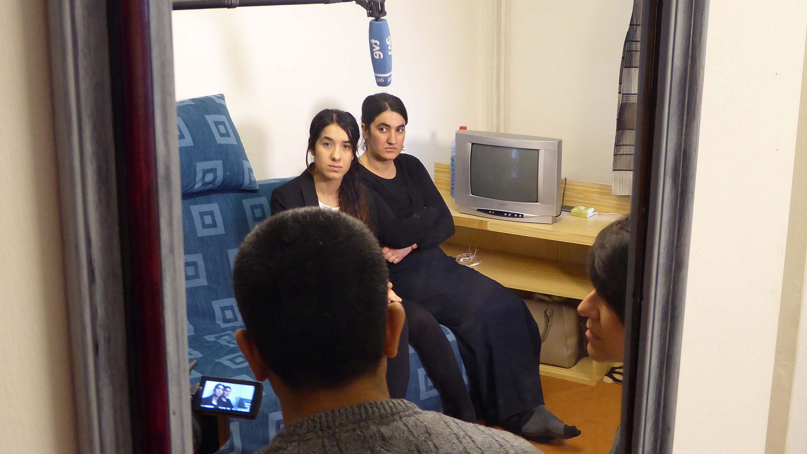 Nadia Murad y su hermana