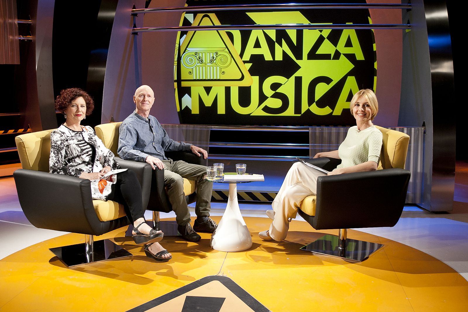 Bollaín y Laverty con Cayetana Guillén Cuervo