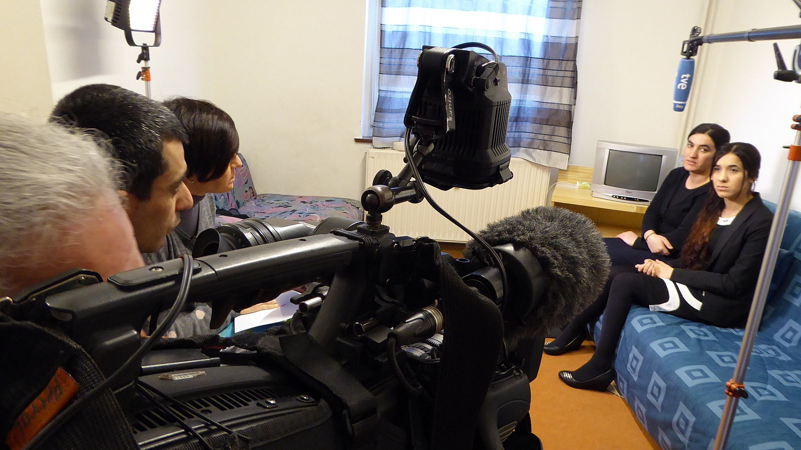 Entrevistamos a Nadia Murad en la casa de acogida que comparte con su hermana y otras refugiadas yazidíes