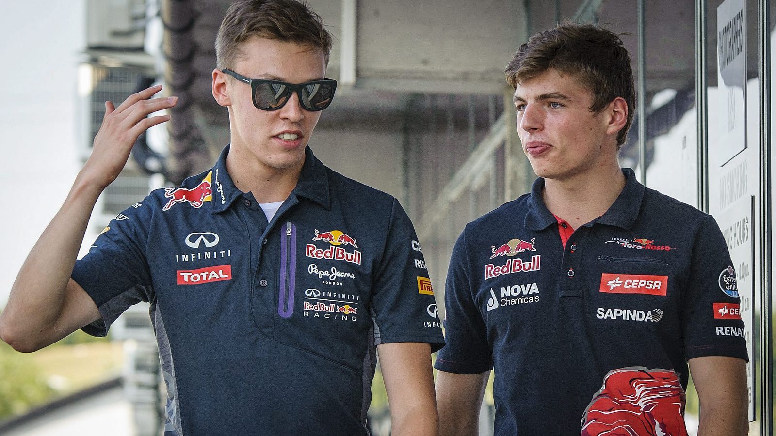 Kvyat (izquierda) y Verstappen, en el GP de Hungría de 2015