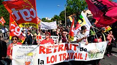 Miles de manifestantes protestan en toda Francia contra la reforma laboral