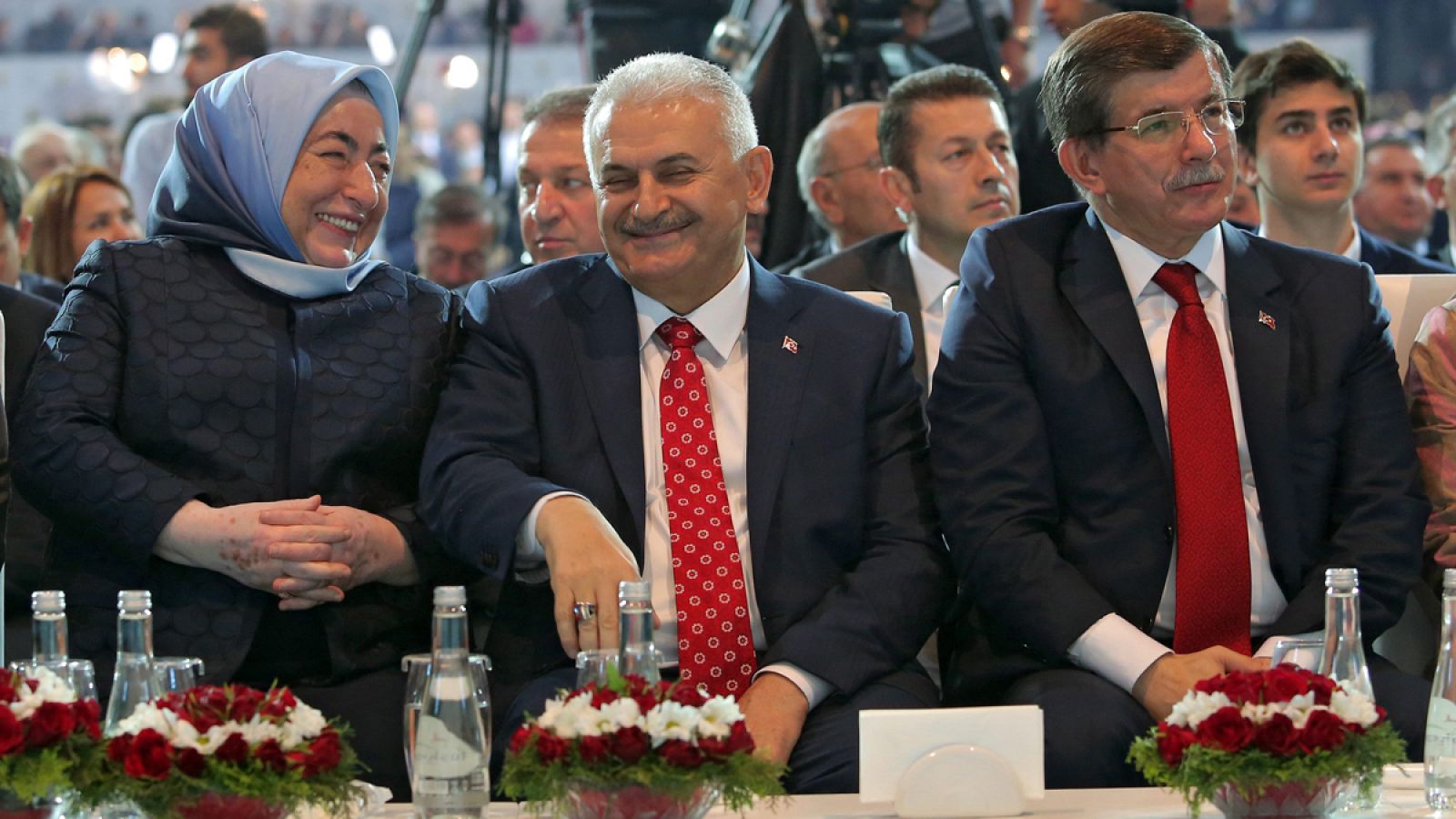 Congreso extraordinario AKP