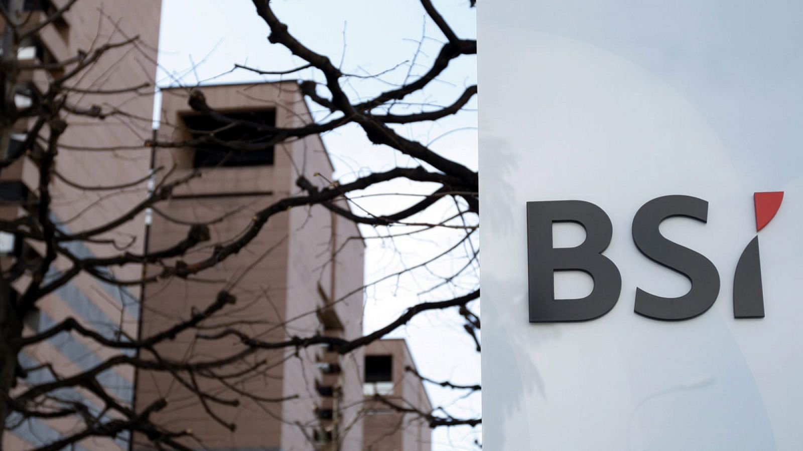 Logo del banco suizo BSI en Lugano