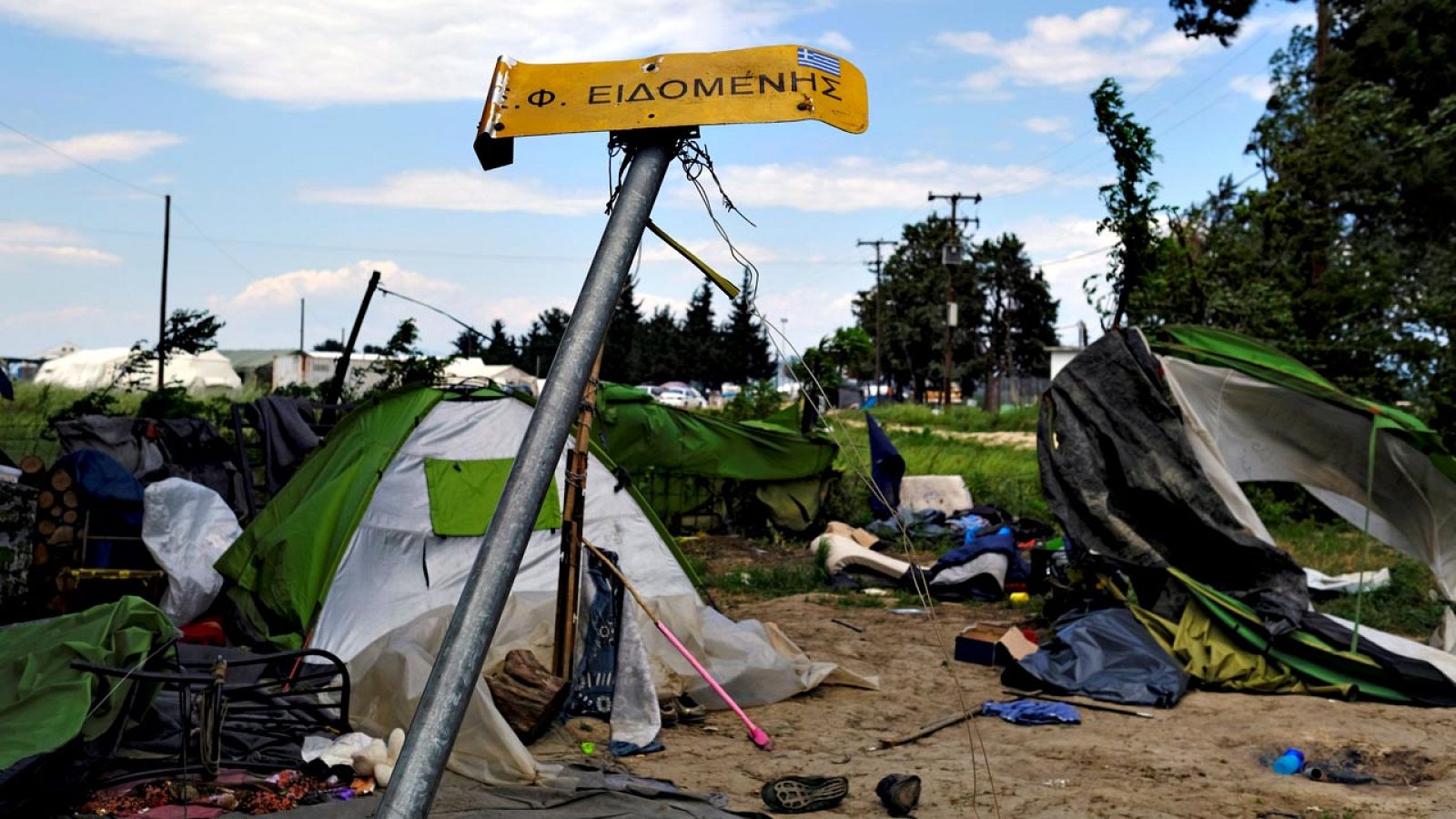 Tiendas vacías en el campo de Idomeni tras el desalojo de los inmigrantes y refugiados
