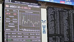 El IBEX 35 baja un 0,5% por las caídas de la banca que ha liderado el Popular con un desplome del 26,49%