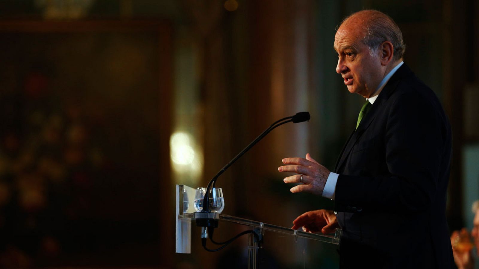 El ministro del Interior en funciones y candidato del PPC, Jorge Fernández Díaz