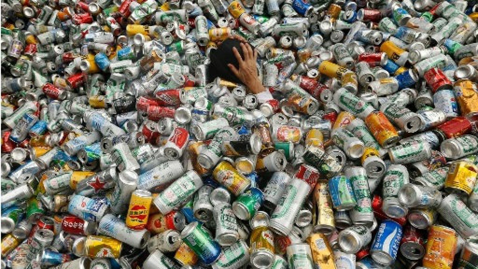 Cada ciudadano genera una tonelada de basuras