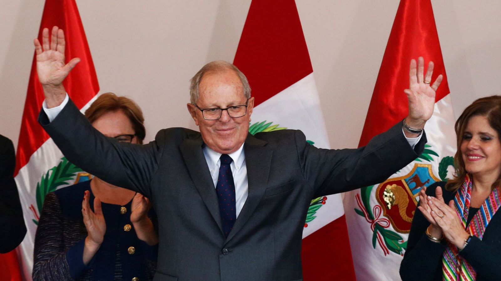 Kuczynski es virtual ganador en Perú con 50,12% al 100% de actas procesadas