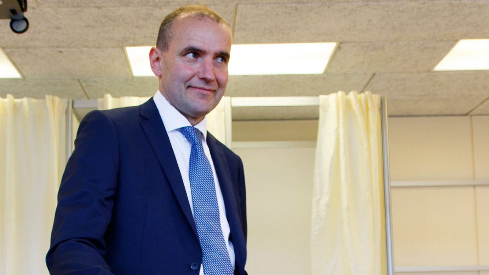 Jóhannesson se perfila como ganador de elecciones presidenciales en Islandia