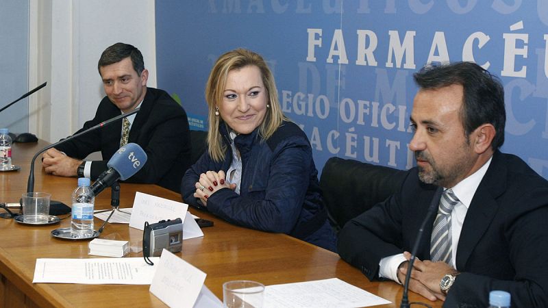 La juez del caso de los bebés robados en una clínica de Madrid propone juzgar al doctor Vela 